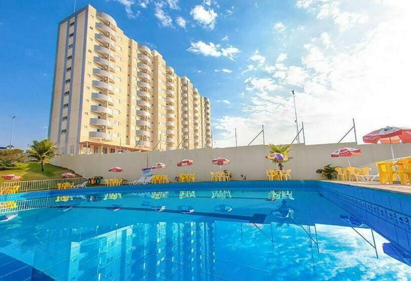 Apartment Golden Dolphin Grand - Froio Imoveis